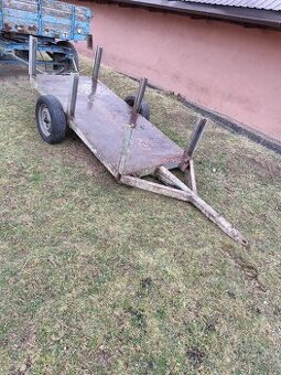 Vlečka za traktor