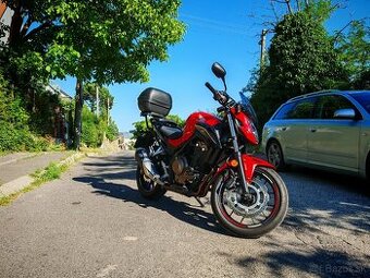 Honda CB500F 2017 - spoľahlivý a úsporný naháč