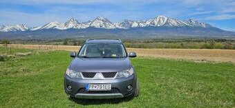 Mitsubishi outlander SUV