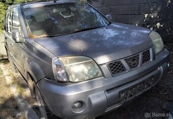 Nissan X-trail 2.2 dCi 2004 predám DVERE, KAPOTA,PREVODOVKA,