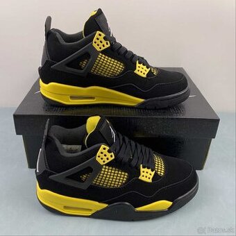 Nike Air Jordan 4 (7) Thunder