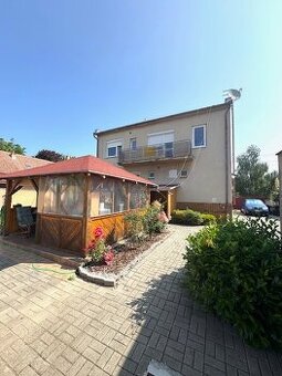 Na predaj ihneď nasťahovateľný poschodový dom Tvrdošovce