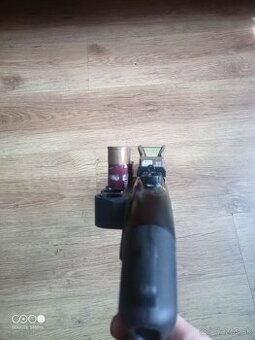 Predám  3/6 ranovu plynovú brokovnicu od Golden Eagle