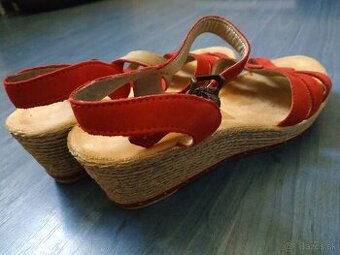 Dámske sandále
