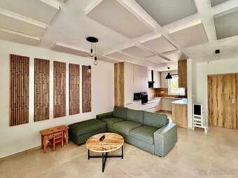 ZNÍŽENÁ CENA  Predaj 4 izbový rodinný dom nedaleko Piešťan