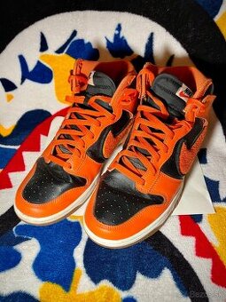 Predám tenisky Nike Dunk High 44 Safety Orange