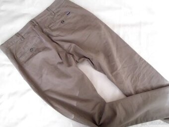 Gant pánske chino nohavice s elastan. L 38/34