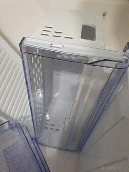 Predám Beko šuflik poličky