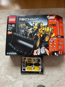 LEGO Technic Volvo 42030