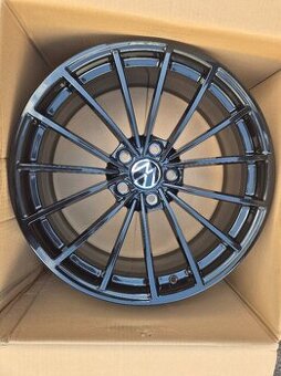 Alu disky Volkswagen Golf R Scottsdale R19