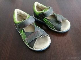 Chlapčenské sandale - 1