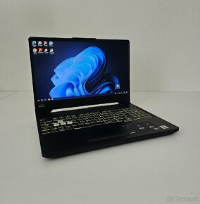 Herný notebook Asus i5 10300h GTX 1650 ram 16 GB SSD 144 Hz
