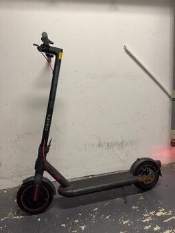 Xiaomi 4 pro scooter