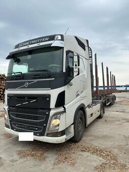 Lesovoz VOLVO + náves PANAV