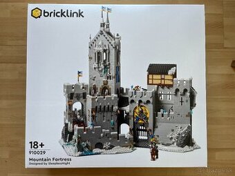 LEGO BrickLink 910029 Castle Mountain Fortress