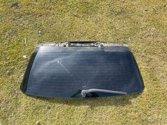 Zadné okno BMW E61 zadné sklo kufra