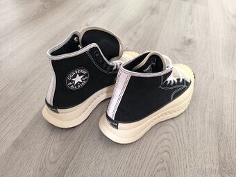 Converse tenisky s hrubou podrážkou