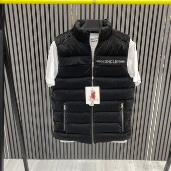 Moncler vesta
