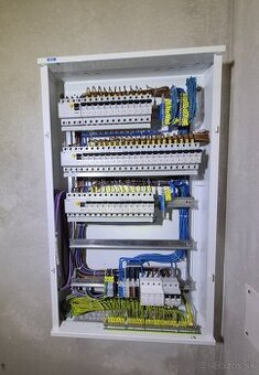 Hľadáte spoľahlivých elektrikárov pre svoj projekt?