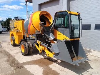 Samonakladací domiešavač