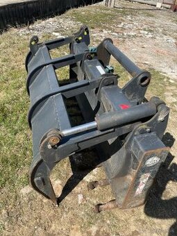 Predám lyžicu na hnoj, seno