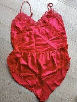 Červený pyžamový set Victoria´s Secret S