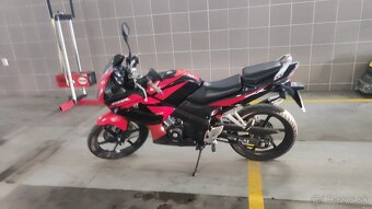 Honda CBR125 R