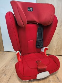 Britax Romer KidFix II 15-36kg red