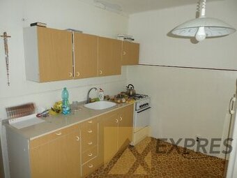 RK EXPRES - na predaj 2 izbový byt v Handlovej, 57 m2.