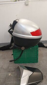 Diely na suzuki GSR 600 2009