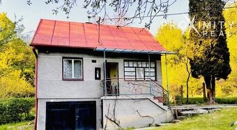 Krásna celoročná obývateľná murovaná chata v tichej prírode