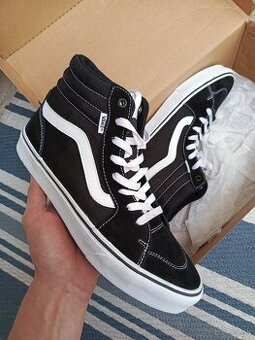 Vans tenisky