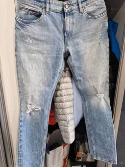 TOMMY HILFIGER Denim džínsy-nové(32)