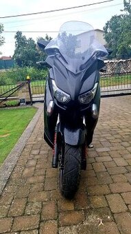 Yamaha x max 400