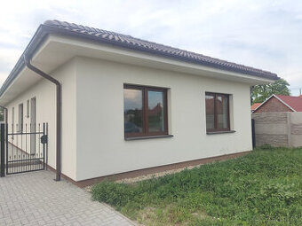 Ponúkam Vám na predaj 4izbový rodinný dom v obci Horná Potôň