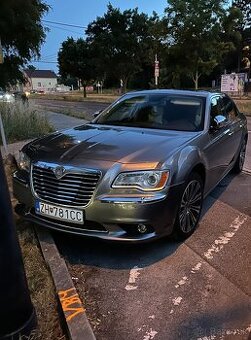 Svadobné auto