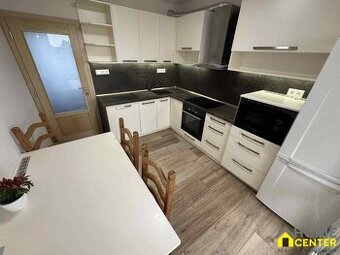 PREDAJ : ZREKONŠTRUOVANÝ 3i BYT S VYSOKÝM ŠTANDARDOM