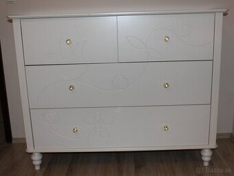 Ikea komoda do spálne
