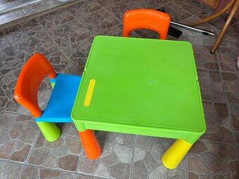 stol (aj lego podlozka) a stolicky New Baby - 1