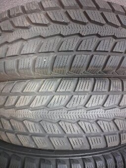 Predam zimne pneu falken 185/70r14