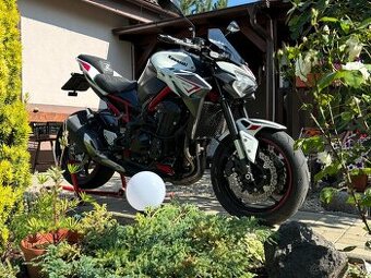Kawasaki Z900