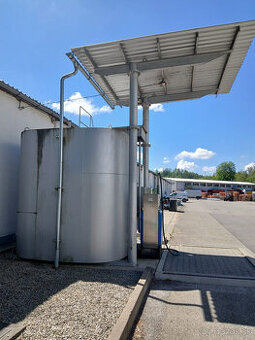 Nádrž na NM s výdejním stojanem