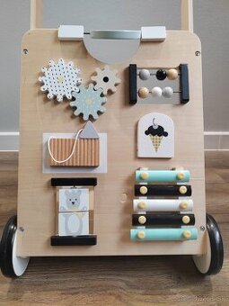 Predám drevené choditko