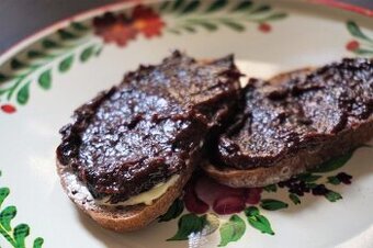 Domáci slivkový lekvár