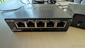 Switch D-link DES-105