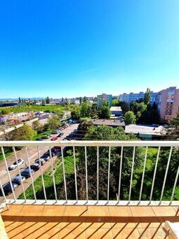 PREDÁM 3 - IZBOVÝ BYT S BALKÓNOM, KOŠICE - TERASA - ZÁPAD