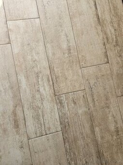 Keramická dlažba drevodekor béžova 20x60.. IBA 11,-eur