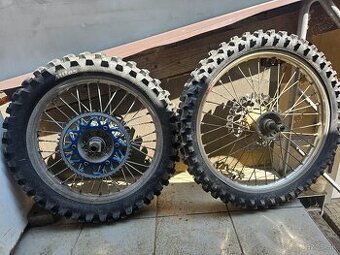 Yamaha yz250f 2007 komplet kolesa
