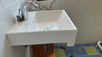UMÝVADLO značka Villeroy&Boch / 2ks