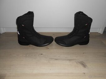 Predam nove moto topanky znacky FALCO ATLAS 2 o velkosti EU